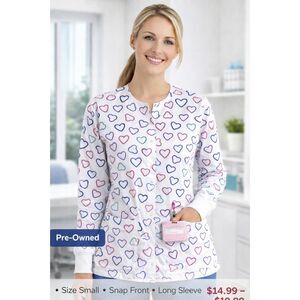 Classic Uniform Women’s Small White Heart Print Snap Front Long Sleeve Scrub Top